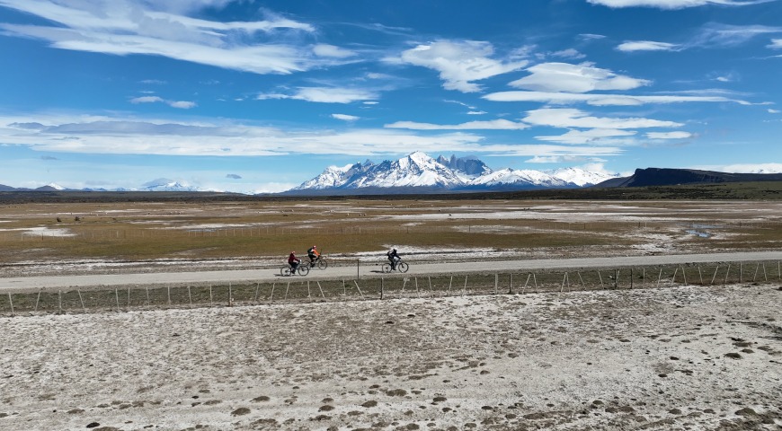 Day 1- Arrival in Puerto Natales – Welcome dinner and briefing Day 1- Arrival in Puerto Natales – Welcome dinner and briefing