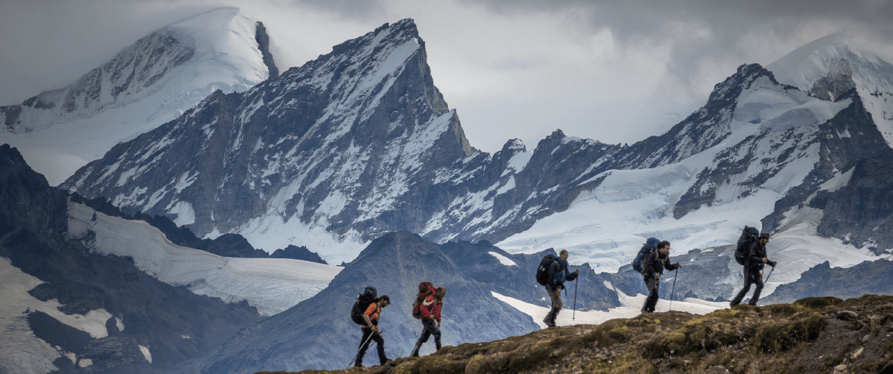 Trekking entre glaciares, montañas y valles