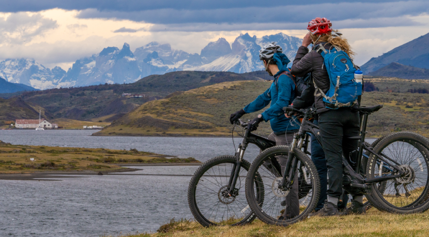Día 1 - Paseo en bicicleta eléctrica a la cueva de Mylodon + caminata por Rupestre Día 1 - Paseo en bicicleta eléctrica a la cueva de Mylodon + caminata por Rupestre