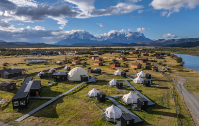 Campamento a Orillas del Río