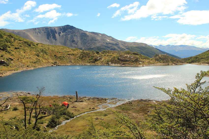 Día 2 - Trekking panorámico sobre el Canal Beagle Día 2 - Trekking panorámico sobre el Canal Beagle