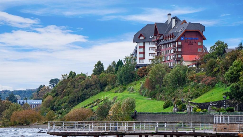 Hotel Whyndham Pettra Puerto Varas